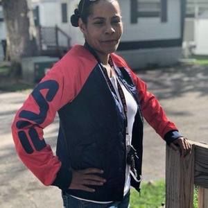 Meet your Posher, Sandra